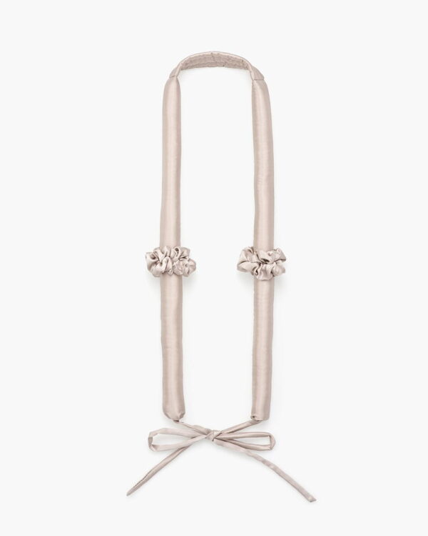 Wąski jedwabny wałek do włosów Almania + scrunchies – Rose Gold